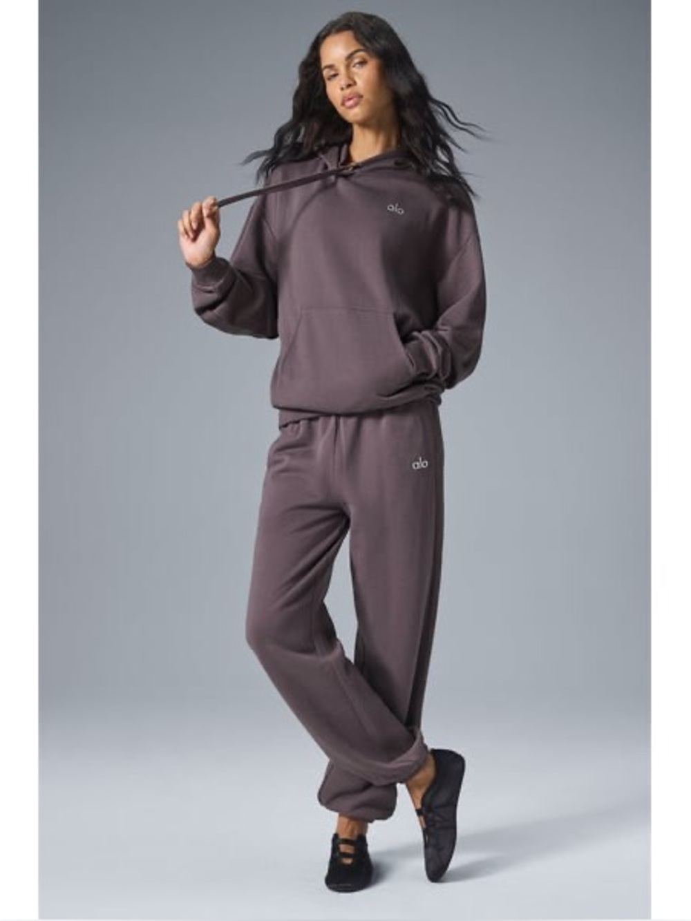 Alo Yoga Accolade Straight Leg Raisinette Gray Fleece Lined Unisex Sweatpants M - Picture 3 of 8